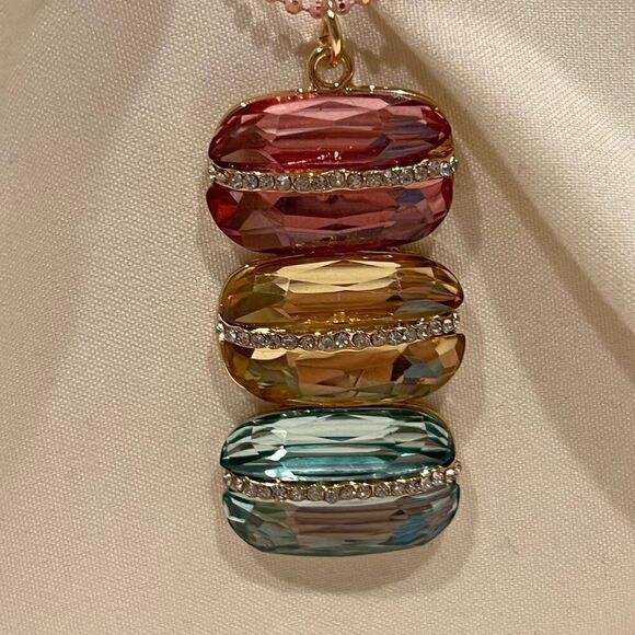 Macaroon Cascading Triple Layered, Rose, Sunrise, Aqua Crystal Necklace NEW - Picture 3 of 7
